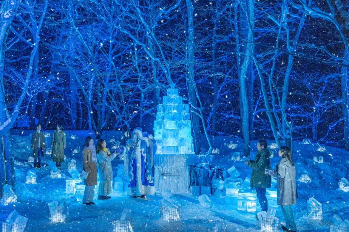 Hoshinoya Oirase Keiryu Hotel: ice waterfalls Christmas