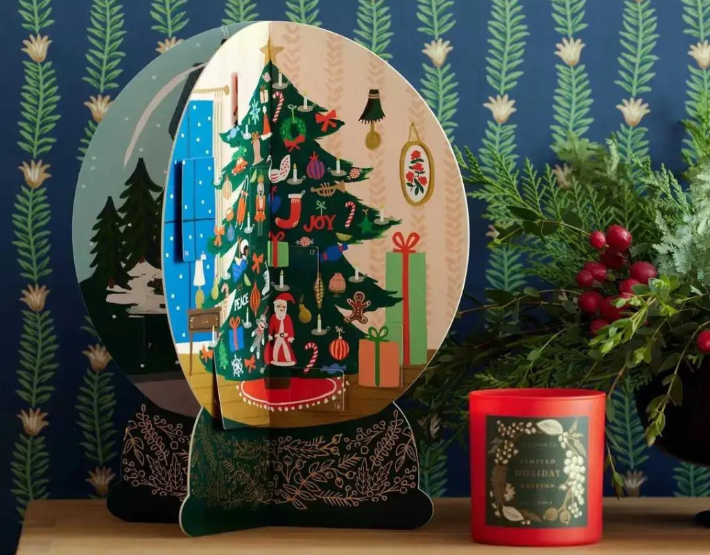 Snow Globe Advent Calendar by POPMOTTO
