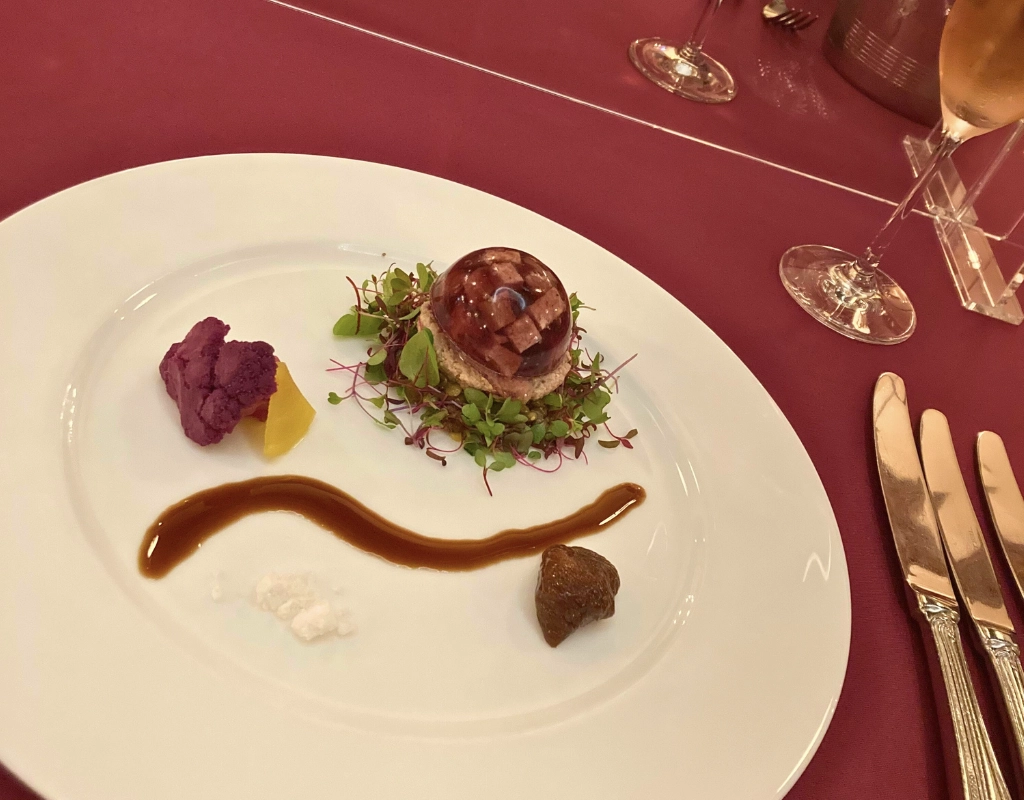 Magellan's dinner