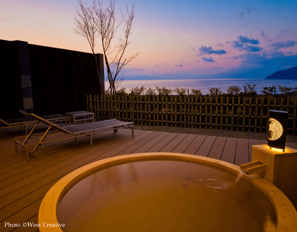 Open air bath