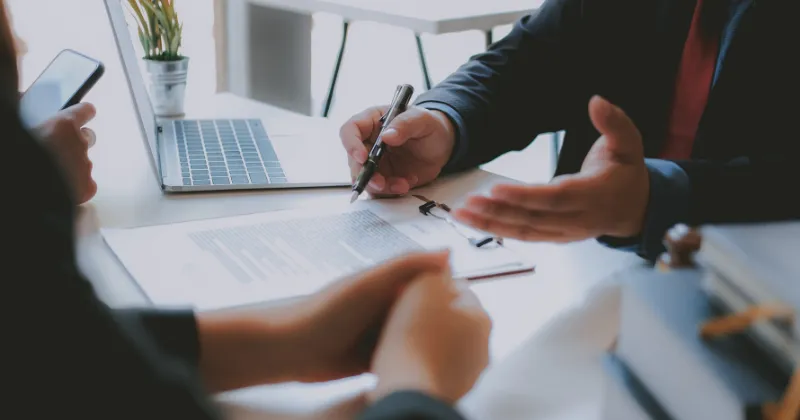 English-speaking visa, money, and seminar consulting in Japan
